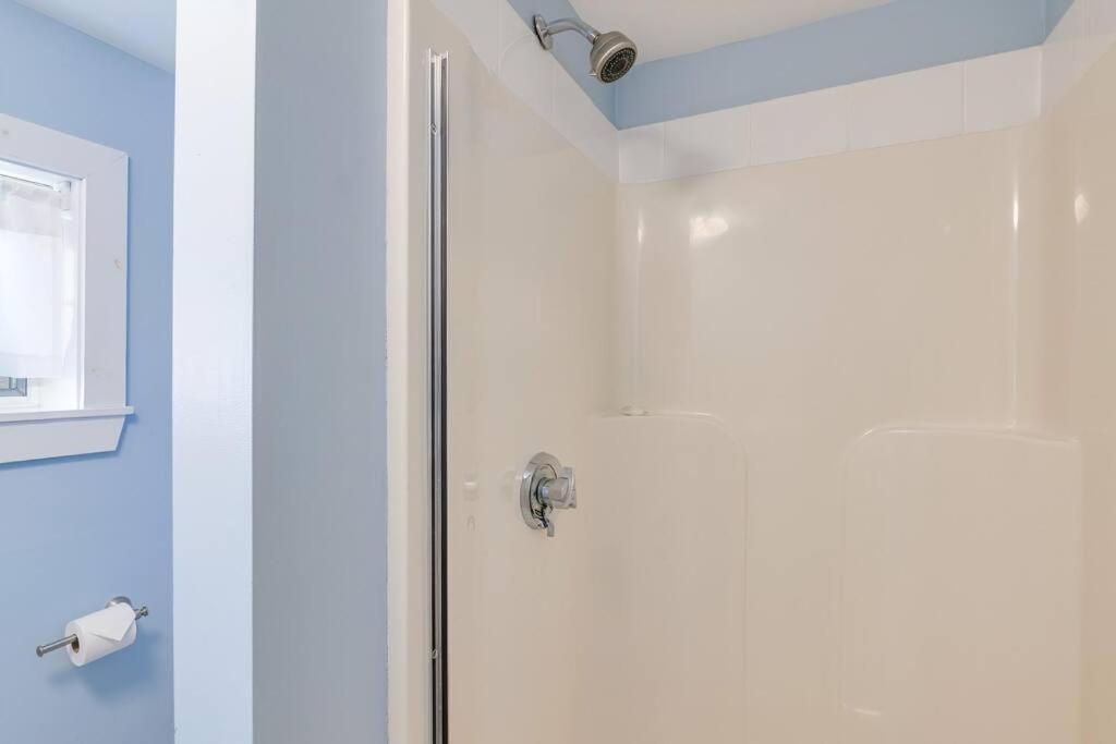 2Br Apt W/ 3 Min Walk To Downtown Swh - Low Tide Southwest Harbor Esterno foto