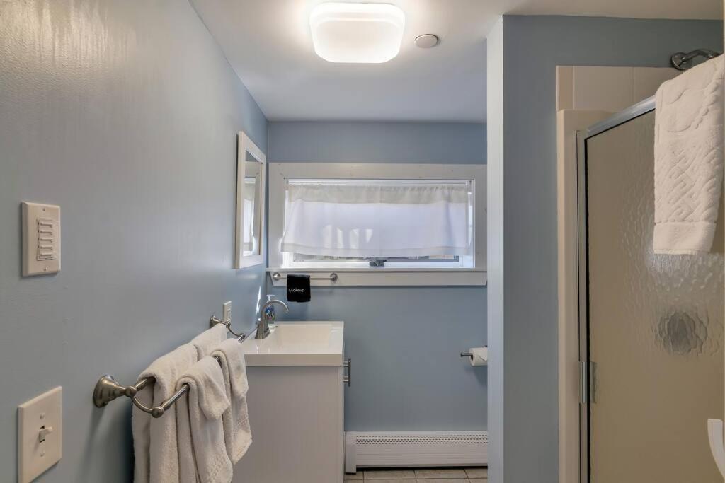 2Br Apt W/ 3 Min Walk To Downtown Swh - Low Tide Southwest Harbor Esterno foto